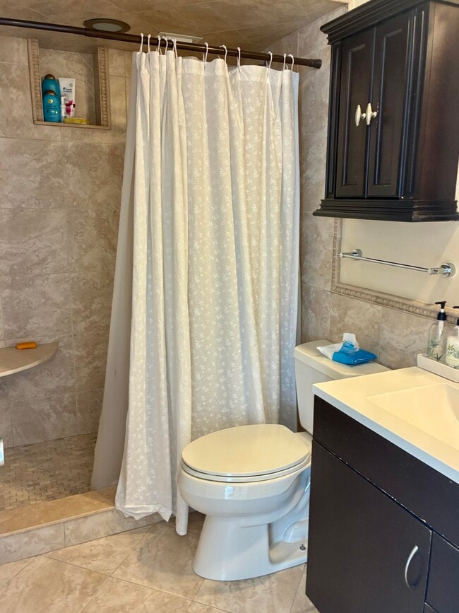 Building Photo - 2691 S Course Dr