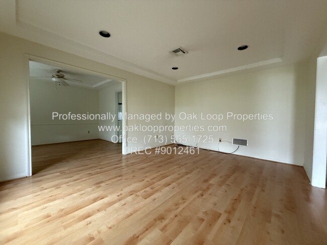 Building Photo - 7610 Burning Hills Dr