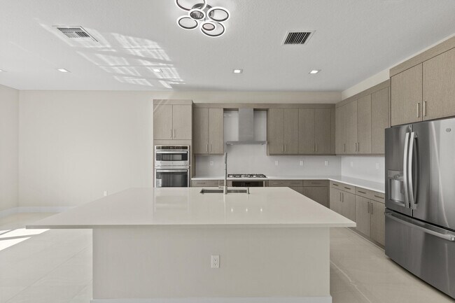 Building Photo - 10033 Stockrun Dr