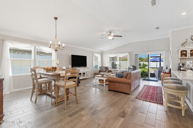 Building Photo - 43 Cardinal Br Ln