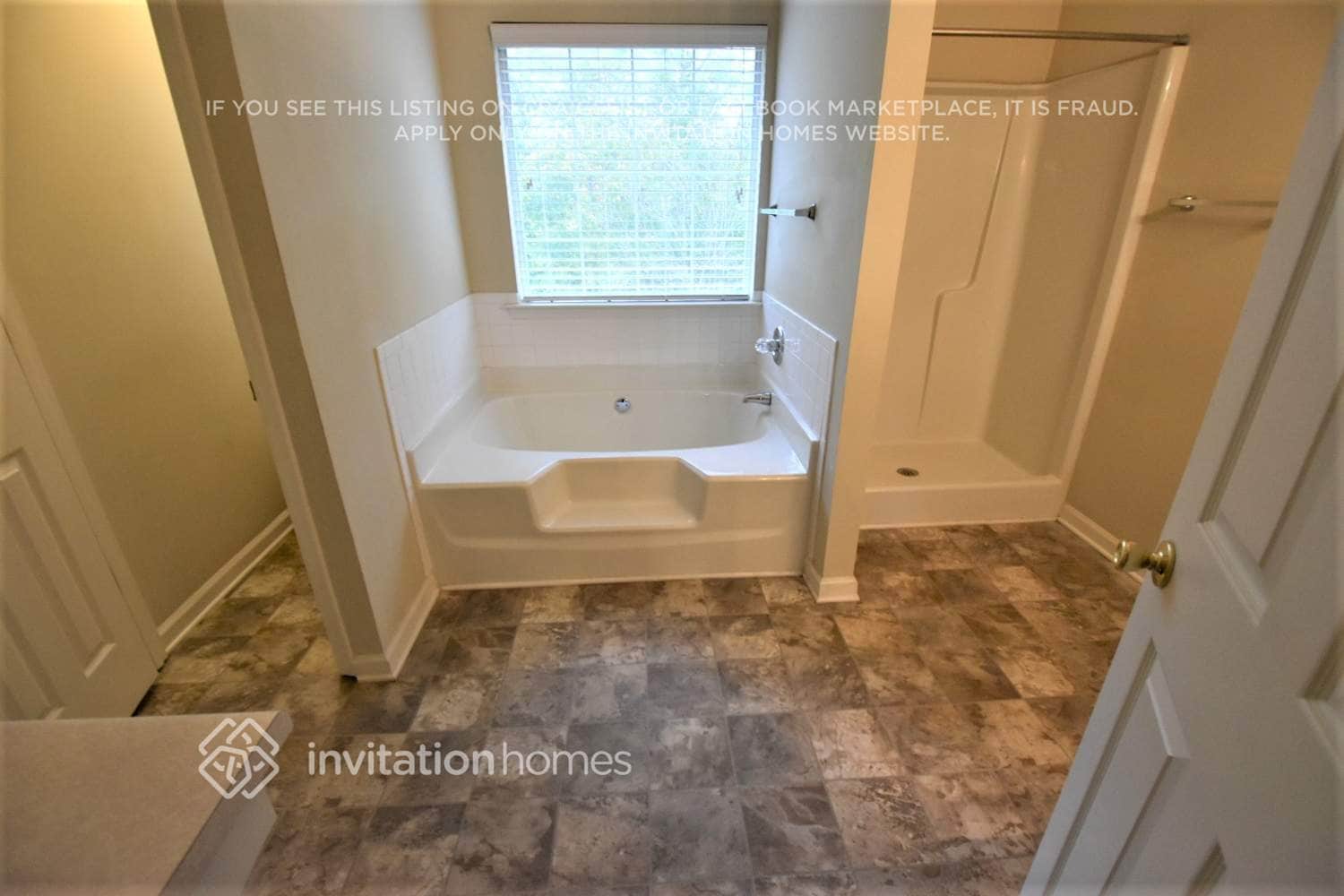 Building Photo - 3907 Brandon Lee Way