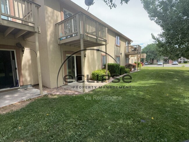 Building Photo - 497 Coronado Ct