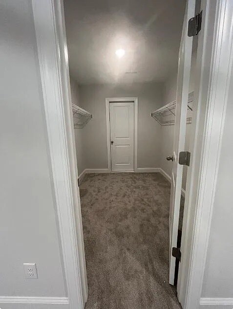 Building Photo - Room in Townhome on Old Grove Ln