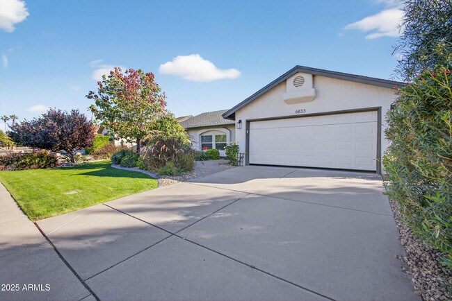 Building Photo - 6833 E Kelton Ln