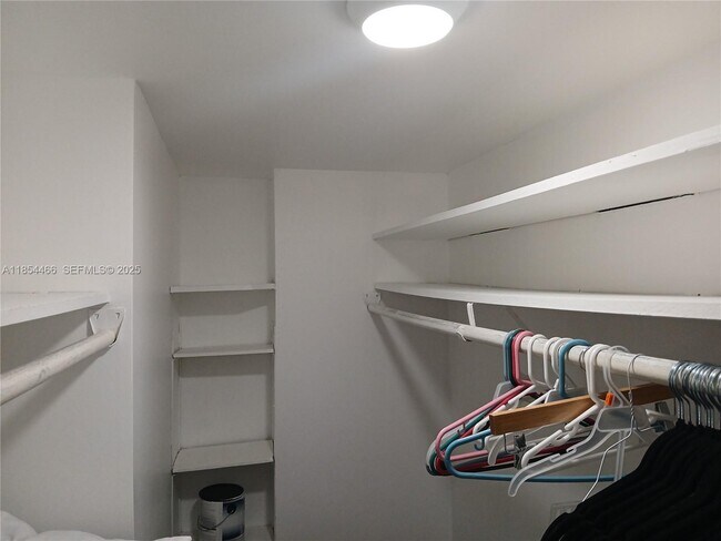 Building Photo - 2780 NE 183rd St