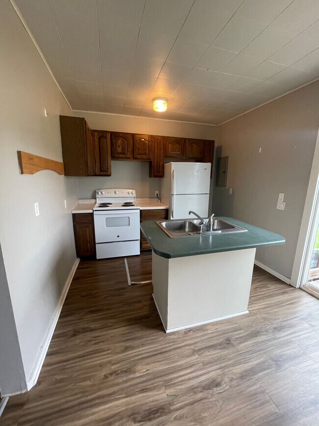 Building Photo - Single Family home in Camden, Indiana