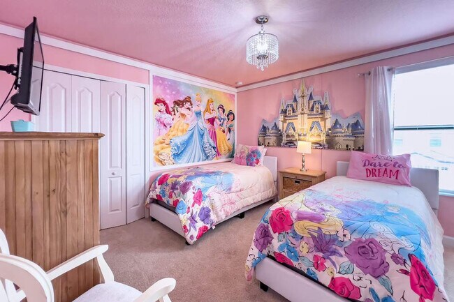 Building Photo - 1956 Wedge Dr