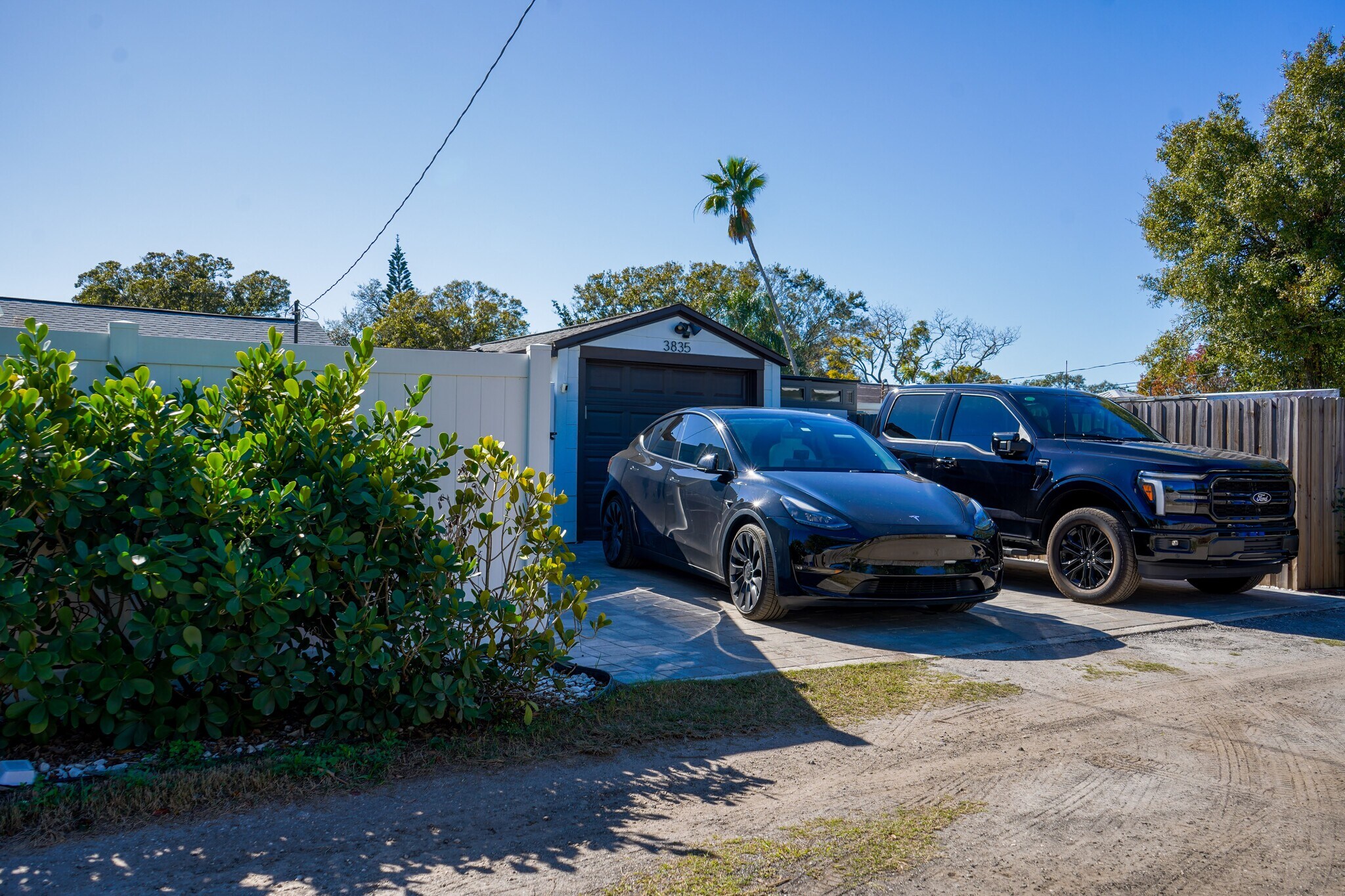 Building Photo - 3835 4th Ave N