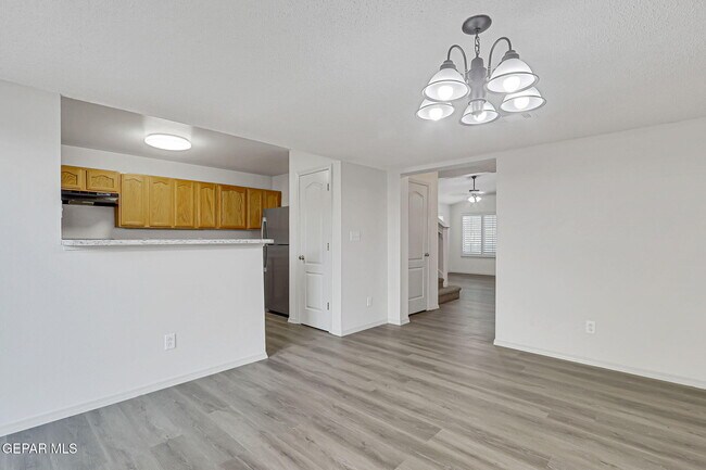 Building Photo - 14309 Pacific Point Dr