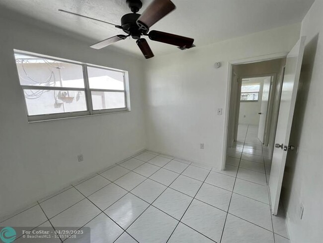 Building Photo - 7941 Plantation Blvd