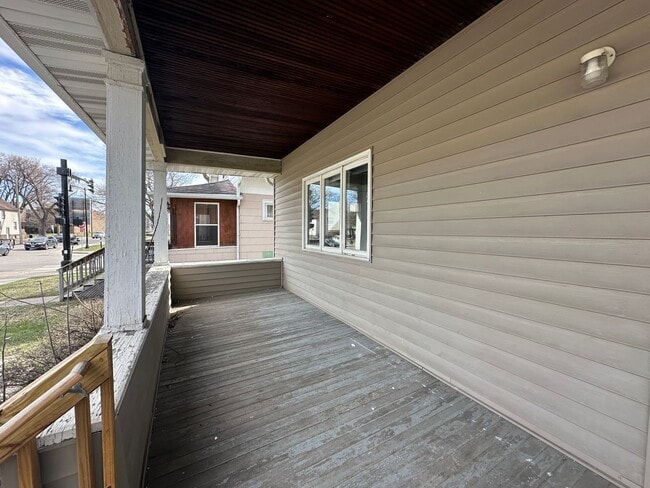 Building Photo - 3 bed/2 bath home near NDSU!