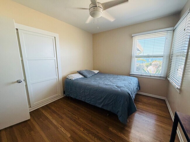 Building Photo - Amazing Cottage Style Home with Ocean Views Only Steps to the Beach in South Redondo!