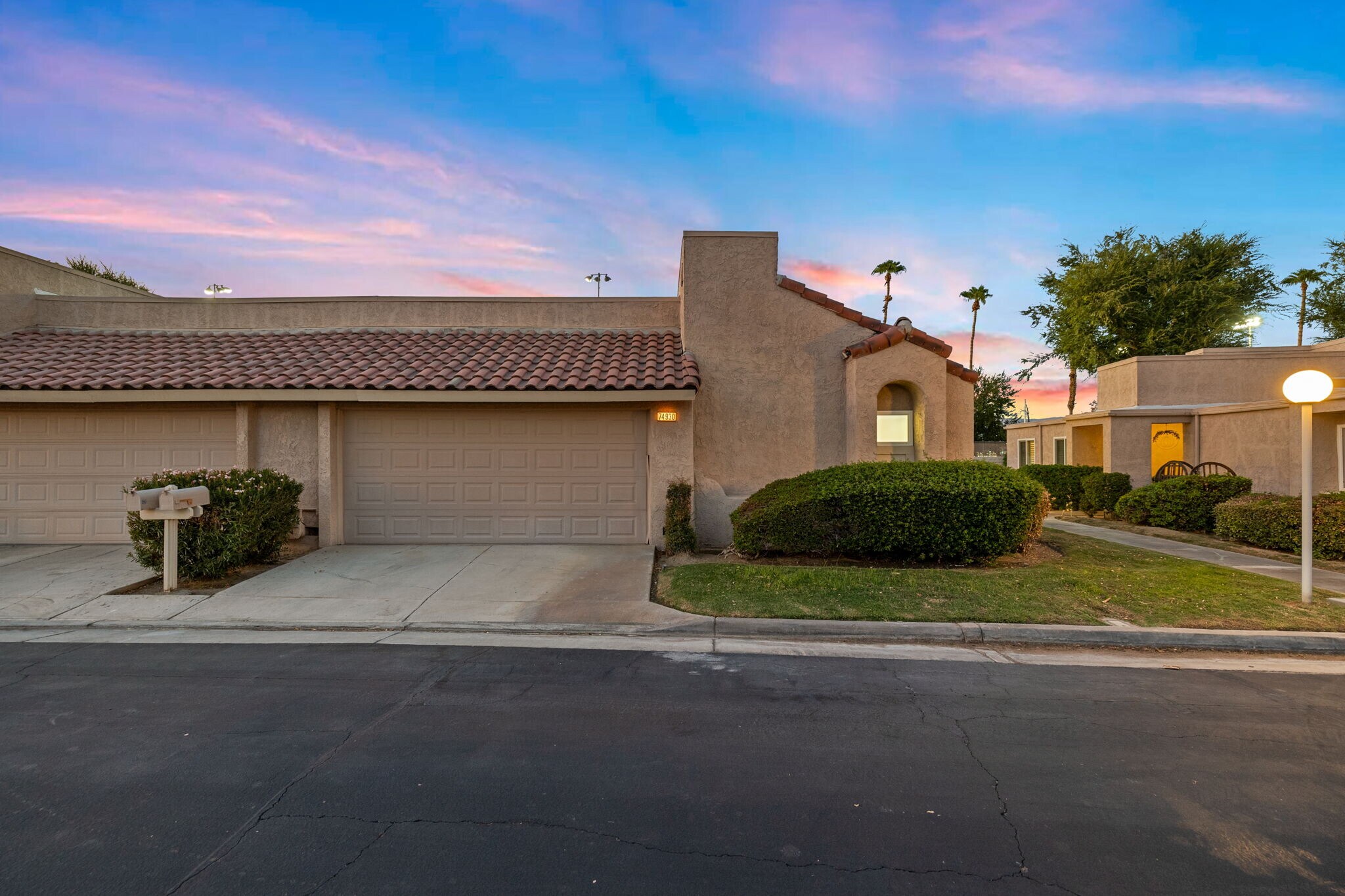 Building Photo - 74930 San Simeon Dr