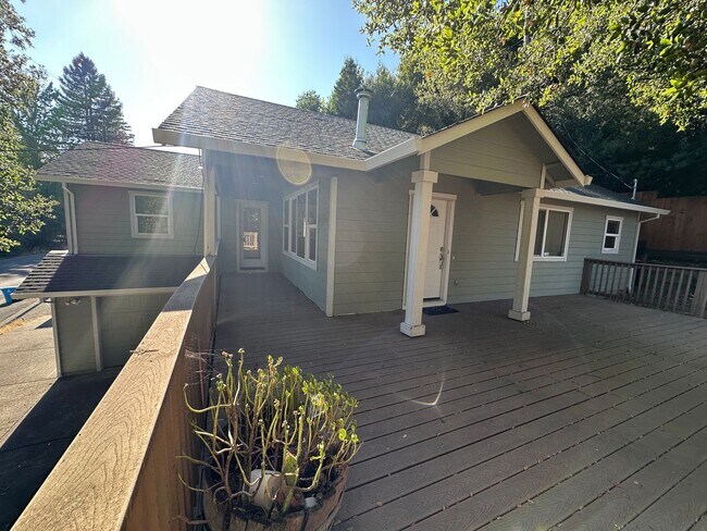 Building Photo - Spacious 3-Bedroom, 2-Bath Home for Rent i...