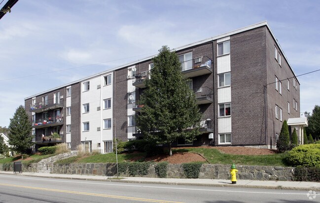 Primary Photo - 516-520 Willard St
