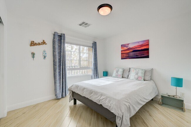 Building Photo - FANTASTIC FULLY UPGRADED FURNISHED RENTAL LOCATED IN THE SOUTHWEST!!!
