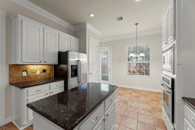 Building Photo - 1126 Sopris Dr