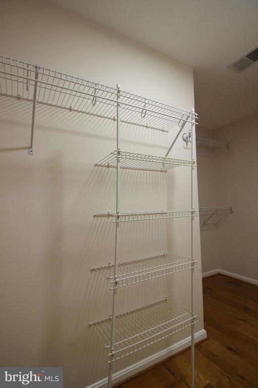 Building Photo - 46140 Cecil Terrace