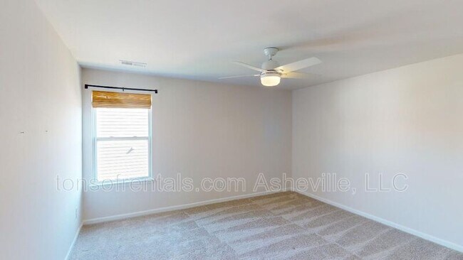 Building Photo - 354 Tavernier Ln