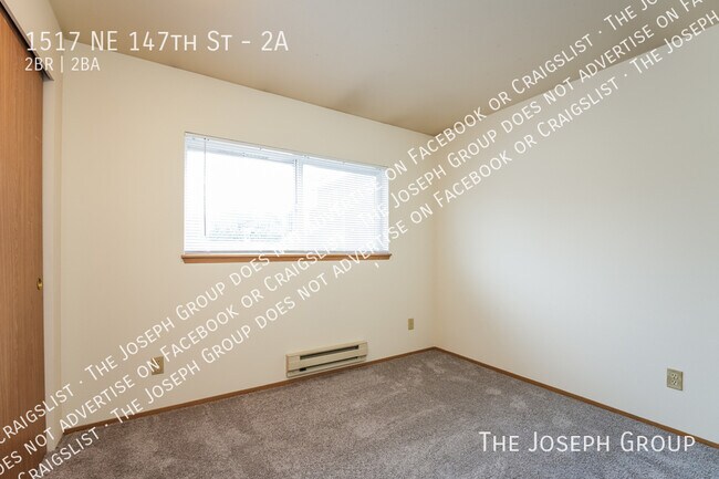 Building Photo - 1517 NE 147th St