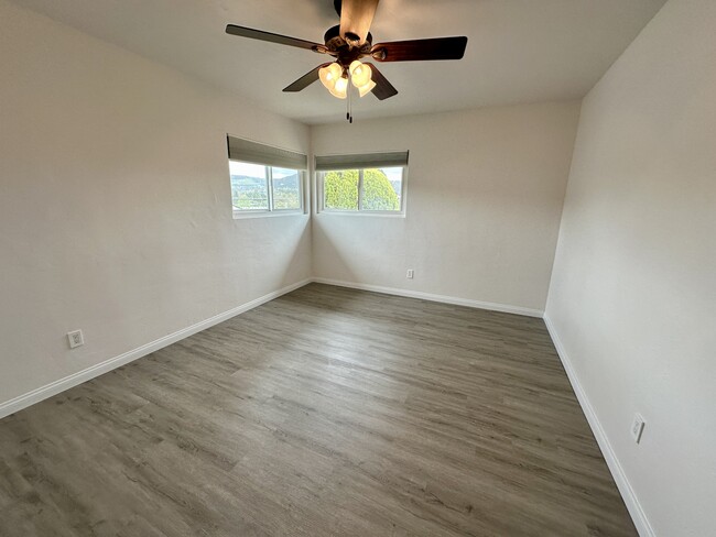 Building Photo - 13239 Idyl Dr