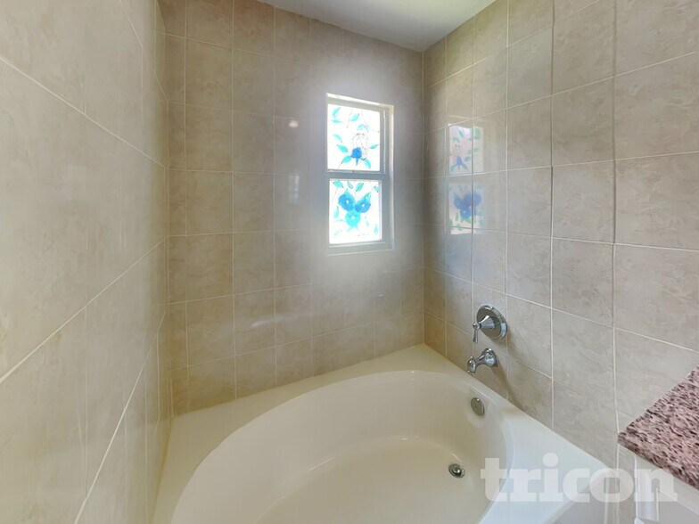 Building Photo - 29250 Yarrow Dr