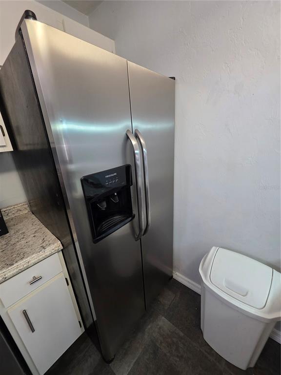 Building Photo - 4000 SW 23rd St