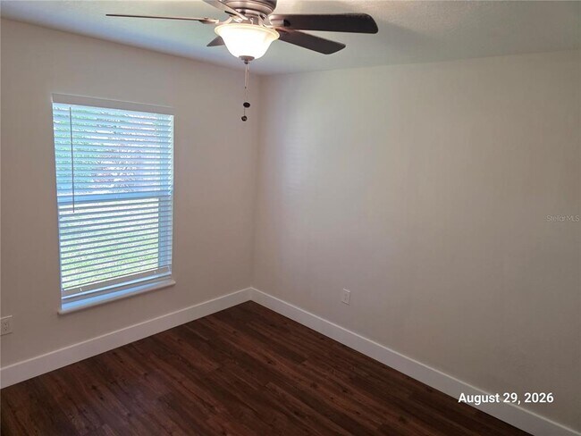Building Photo - 834 Amidon St