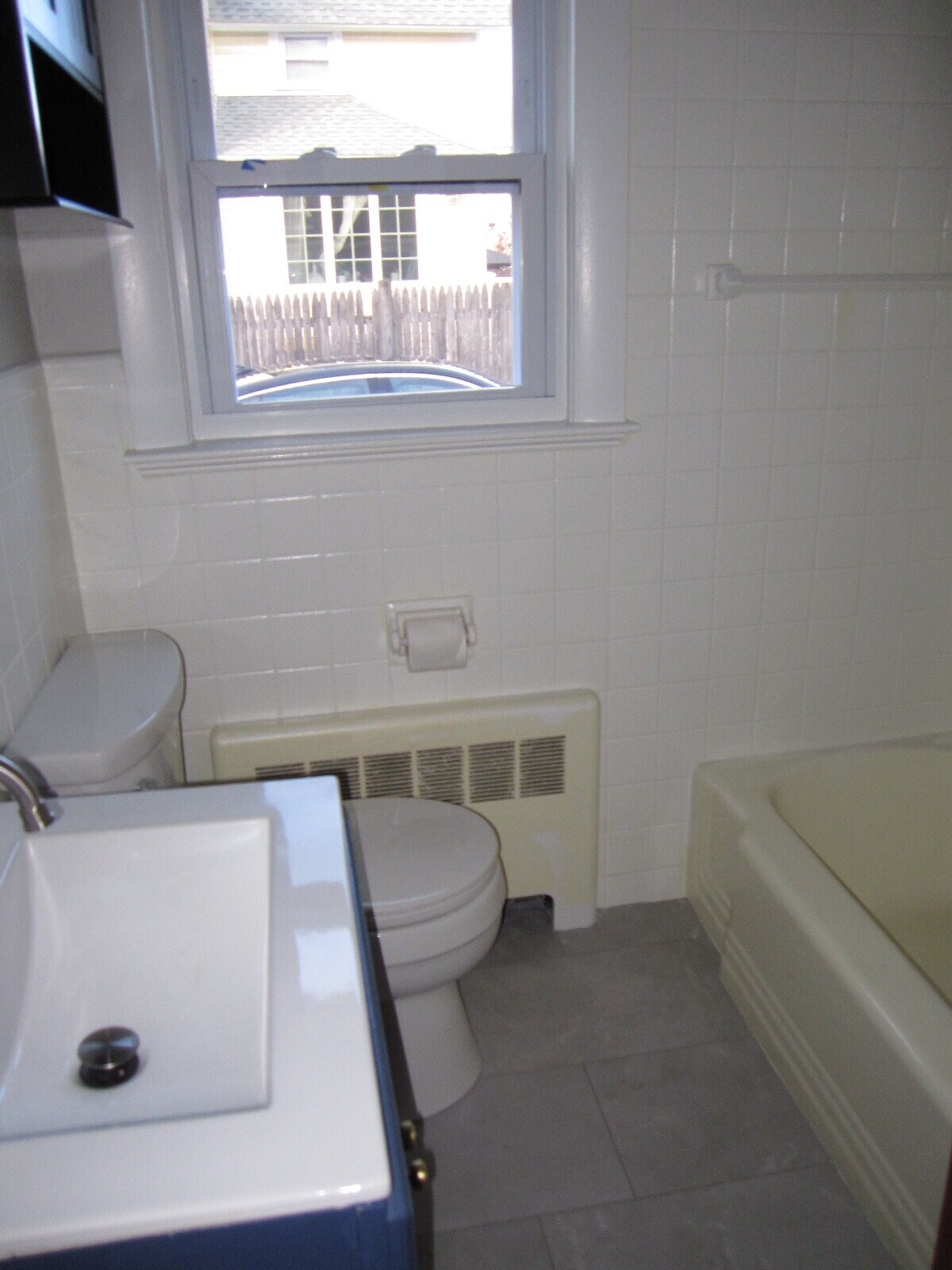 Building Photo - 366 Hollis St