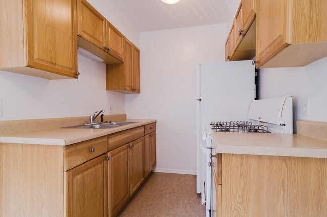 Kitchen - 3509 Emerson Ave S.