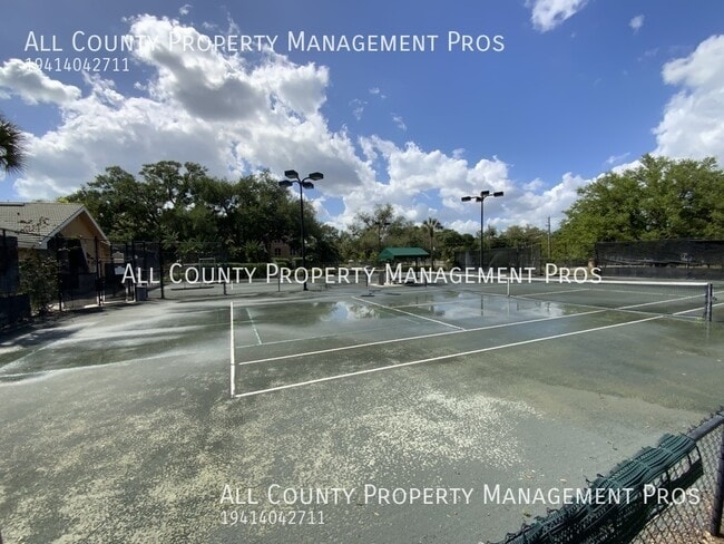 Building Photo - 5207 Manorwood Dr