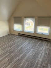 Building Photo - 208 NE 1st St