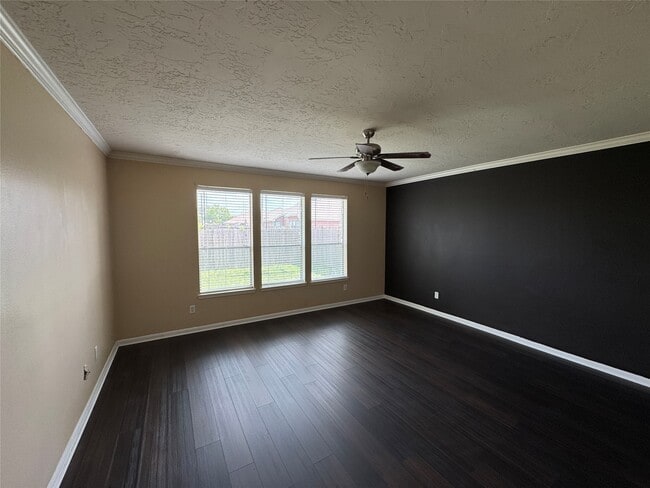 Building Photo - 20810 Deauville Dr