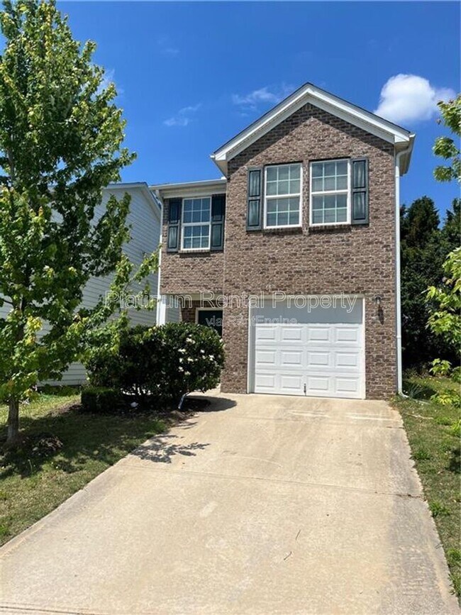 Primary Photo - 2056 Belmont Cir NE