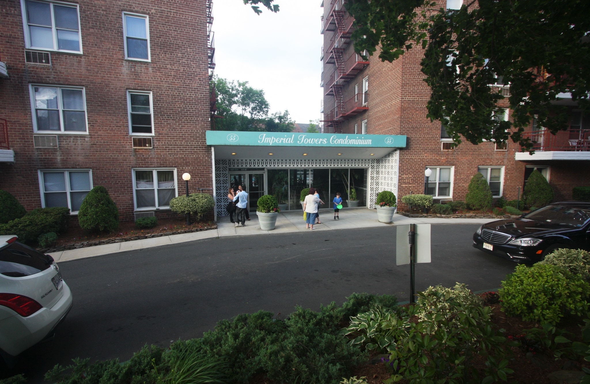 Building Photo - 55 Austin Pl