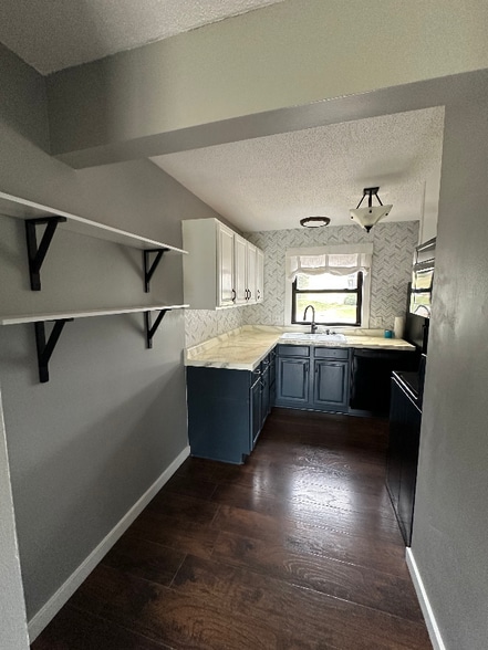 Building Photo - 2133 Quail Creek Dr