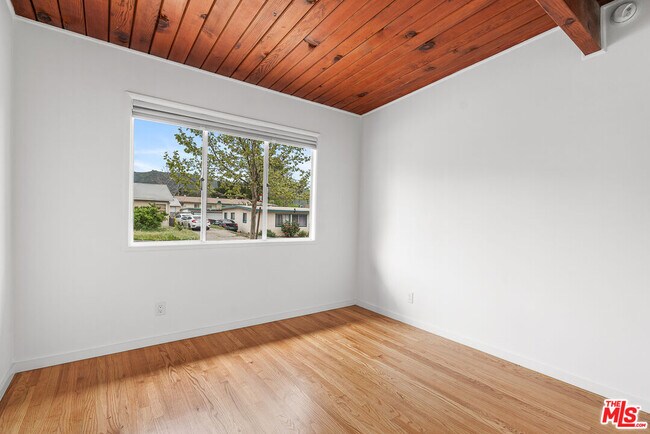 Building Photo - 7639 Machrea St