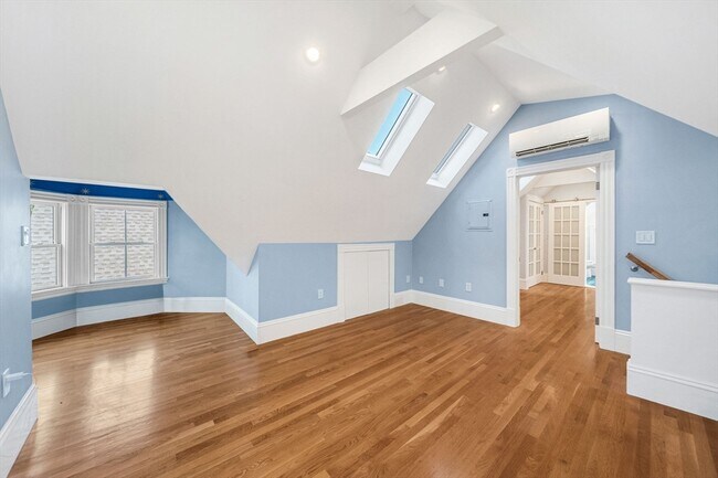 Building Photo - 20 Albion Pl
