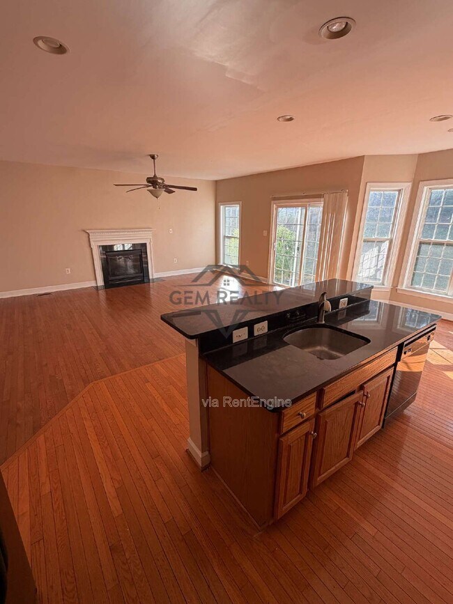 Building Photo - 3675 Expedition Dr