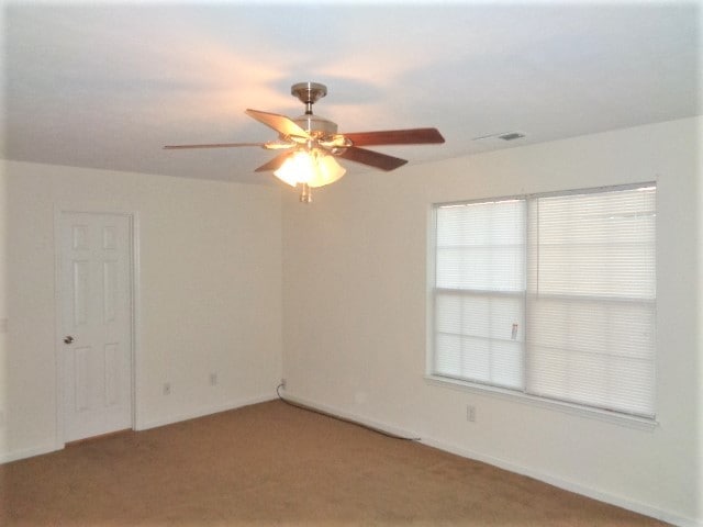 Building Photo - 302 Holland Ridge Dr