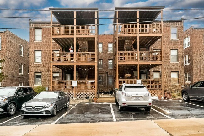 Building Photo - 6330 S Rosebury Ave