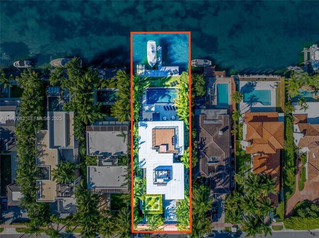 Building Photo - 200 W Rivo Alto Dr