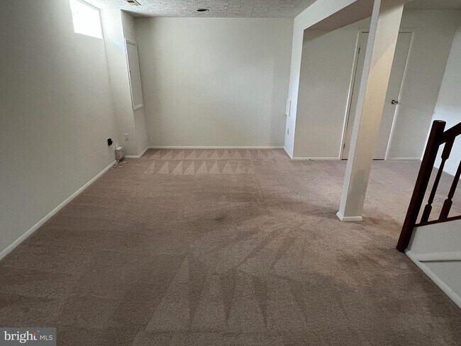 Building Photo - 7728 Havenside Terrace