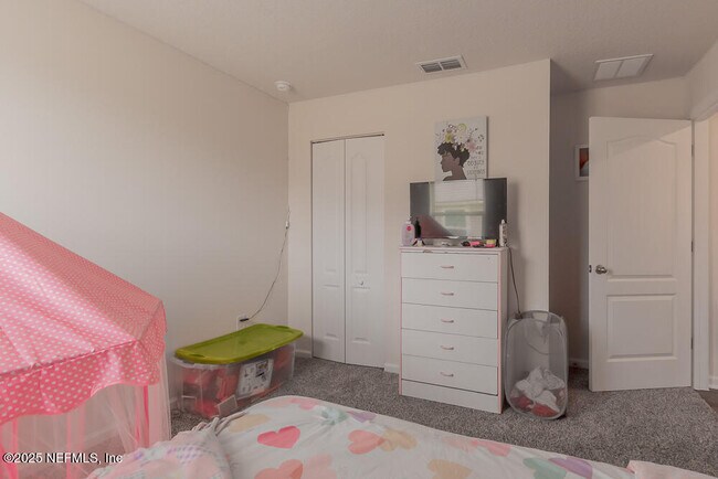 Building Photo - 3348 Lawton Pl