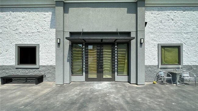Building Photo - 7902 Snake River Dr