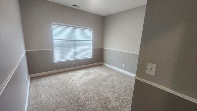 Building Photo - Charming 3BR Ranch in Prime Fort Mill