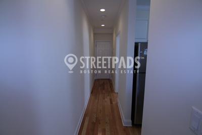 Building Photo - 1 bedroom in Cambridge MA 02138