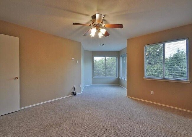 Building Photo - 6150 Jumano Ln