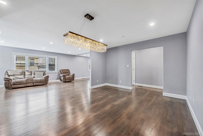 Building Photo - 449 Nassau Ave