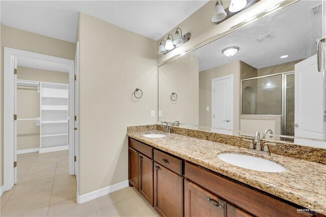Building Photo - 2308 Water Willow Dr